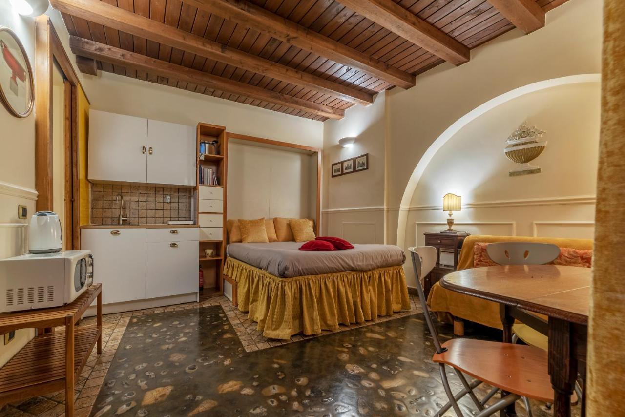 Piazza Navona Cozy And Central Studio Rome Exterior photo